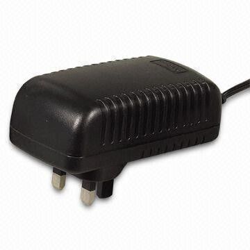 Adaptadores do poder do curso, fonte de alimentação de comutação com único nível de saída