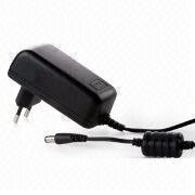 11.4V-12.6V, corrente: fonte de alimentação de Miniwatts do adaptador da C.A. de 5mA-2A KTEC com impulso 5KV e CEC V
