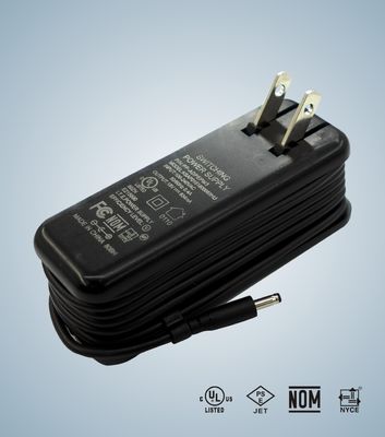 adaptadores do poder do interruptor de 15W KSAP0151800083HU com CB de 18VDC 834MA, aprovação da segurança do CE para a posição dos dispositivos móveis