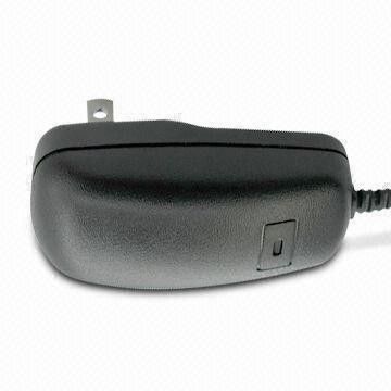 Adaptadores universais do poder do modo de um interruptor de 15 watts para dispositivos móveis