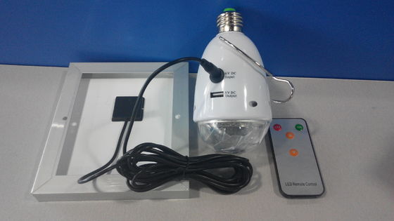 Lanternas brilhantes de controle remoto das energias solares do poder Multifunction de AC/DC