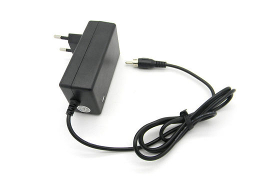 100-240VAC entrou o adaptador RCA Jack do poder da Parede-montagem da tomada 16V 2A da UE para Santral