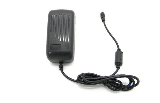 a C.A. 110V entrou o UL do adaptador 12V 3A do poder de Wallmount AC/DC da tomada dos E.U. certificado