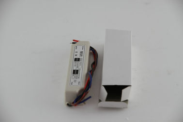 Único motorista constante impermeável, motorista do diodo emissor de luz da tensão da saída 20W do diodo emissor de luz de 24V 12V