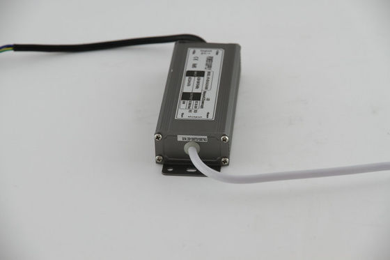 IP67 900mA escolhem o motorista constante 30W do diodo emissor de luz da corrente da saída, motorista impermeável do diodo emissor de luz da C.C. 20V