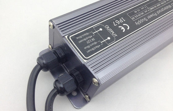 Diodo emissor de luz Mesh Screen Display conduzido impermeável exterior DC12V 192W do RGB P62.5