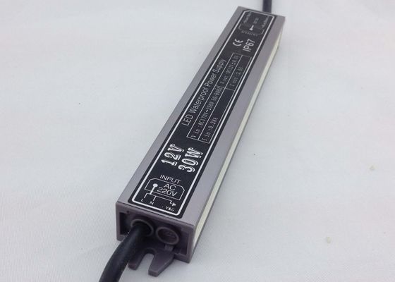 Fonte de alimentação impermeável do diodo emissor de luz da tensão constante