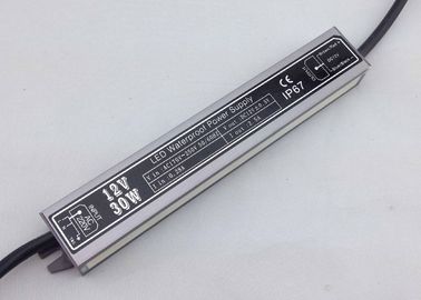 Fonte de alimentação constante impermeável 12V do diodo emissor de luz da tensão 30W 24V para os módulos do diodo emissor de luz