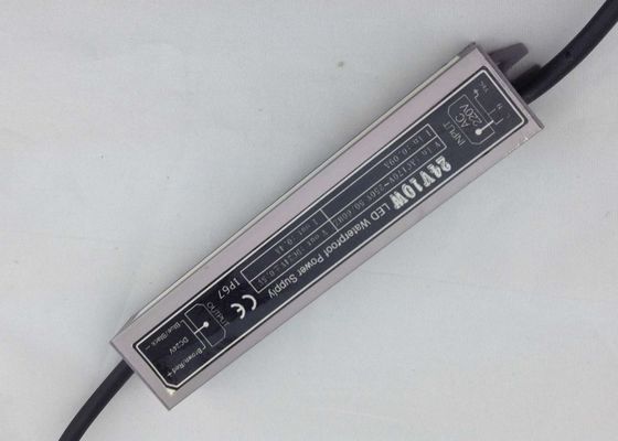 fonte de alimentação constante do diodo emissor de luz DC12V da tensão de 10W DC12V 0.83A para lâmpadas exteriores