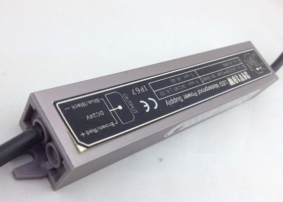 fonte de alimentação constante do diodo emissor de luz DC12V da tensão de 10W DC12V 0.83A para lâmpadas exteriores